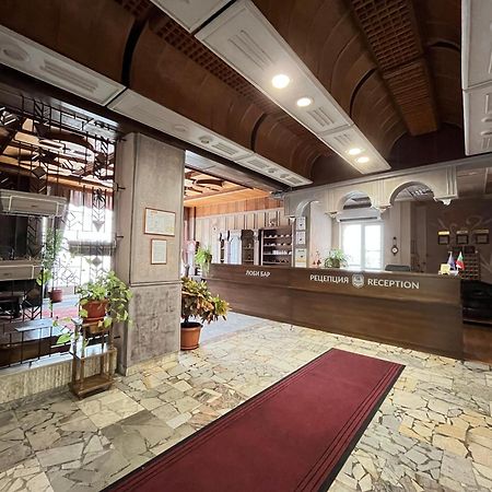 Park Hotel Ivailo 벨리코 터르노보 외부 사진