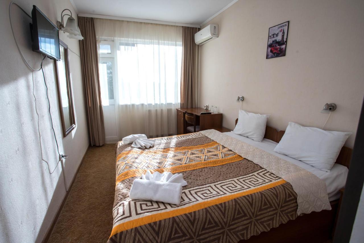 Park Hotel Ivailo 벨리코 터르노보 외부 사진
