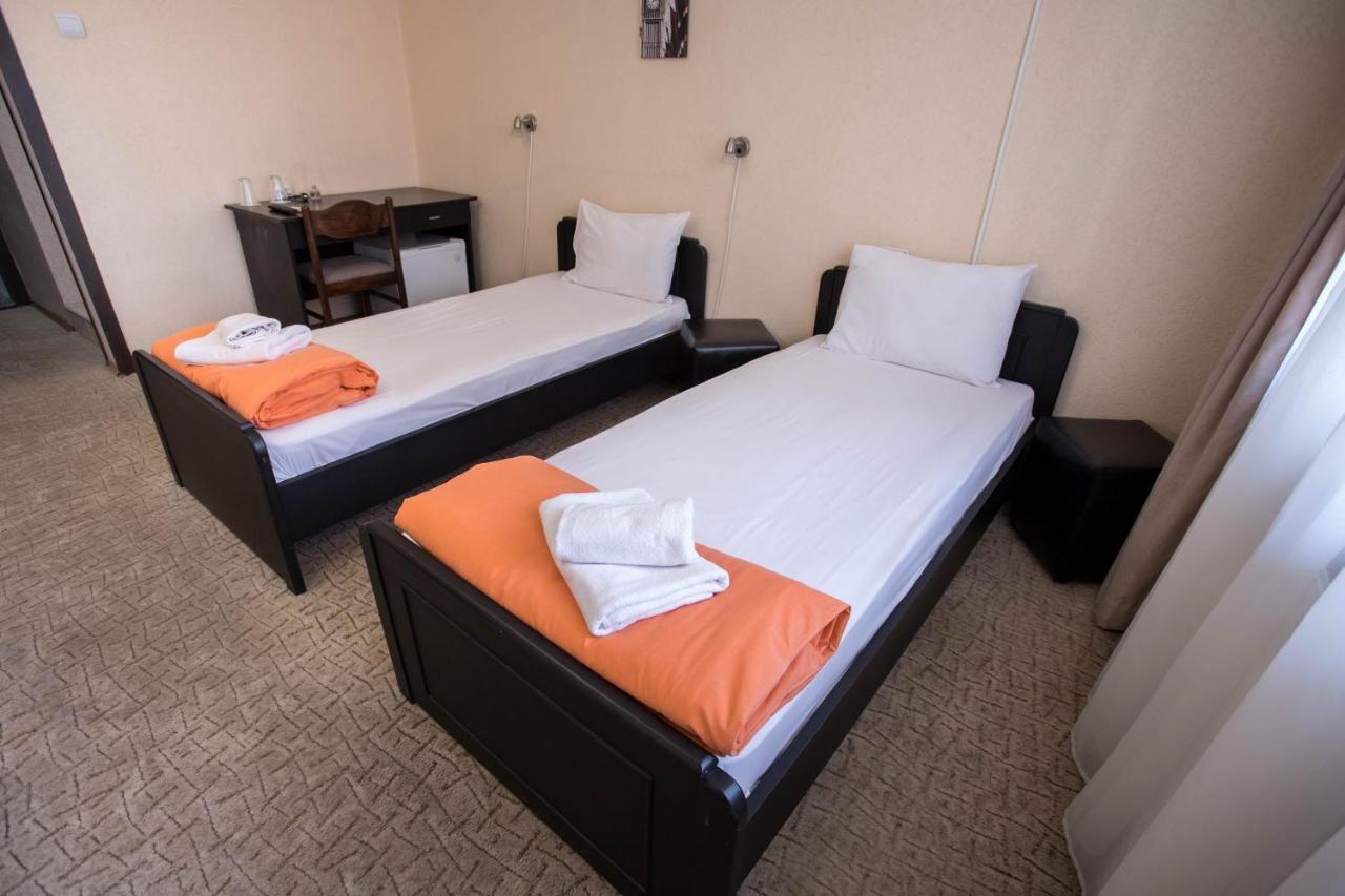 Park Hotel Ivailo 벨리코 터르노보 외부 사진