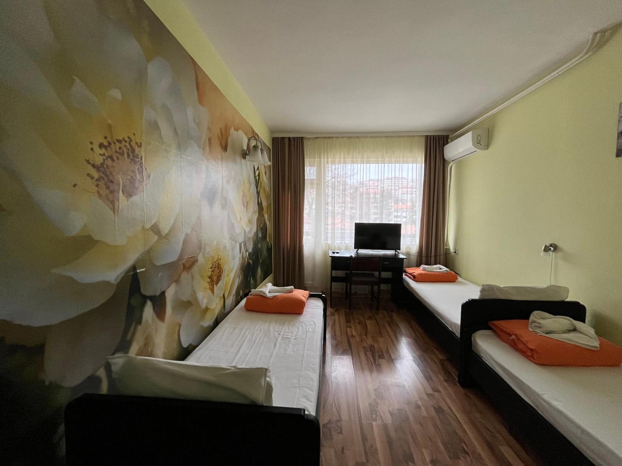 Park Hotel Ivailo 벨리코 터르노보 객실 사진