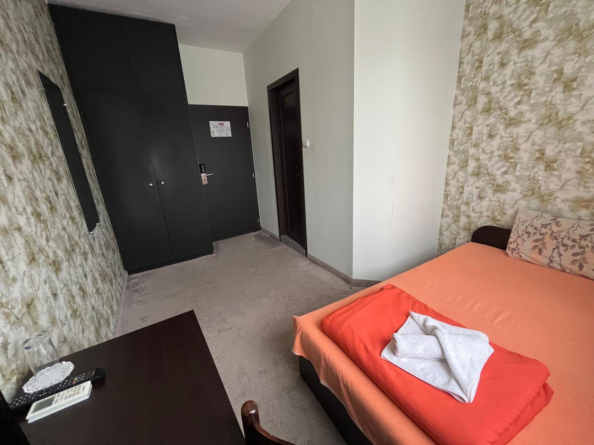 Park Hotel Ivailo 벨리코 터르노보 객실 사진
