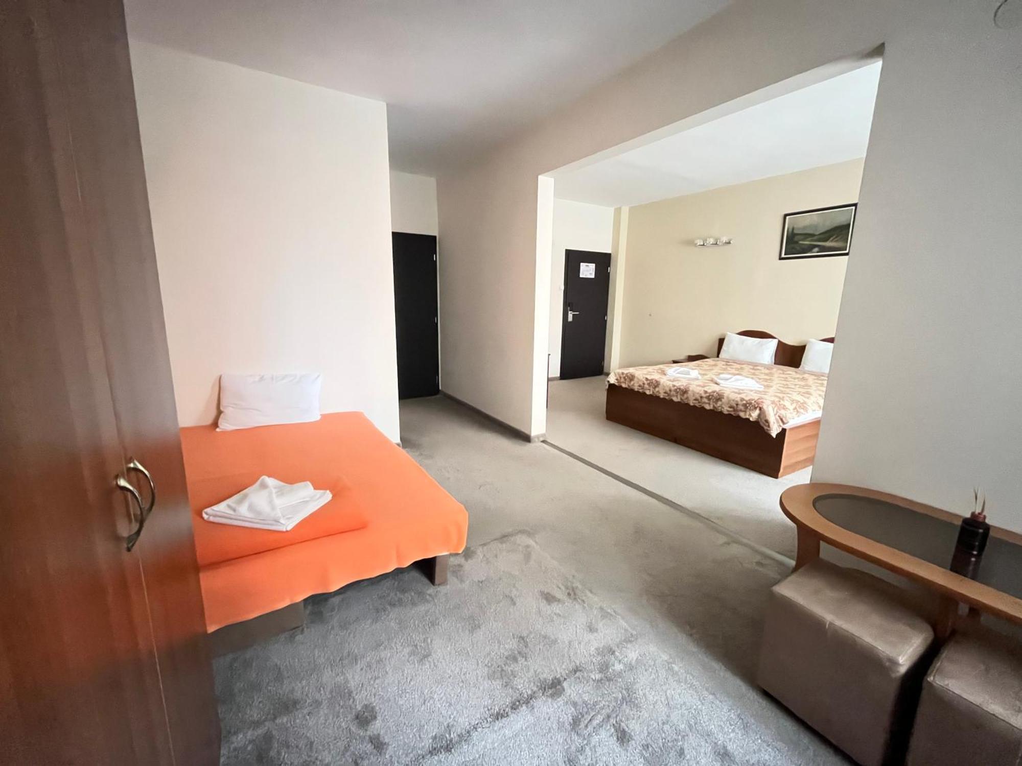 Park Hotel Ivailo 벨리코 터르노보 객실 사진