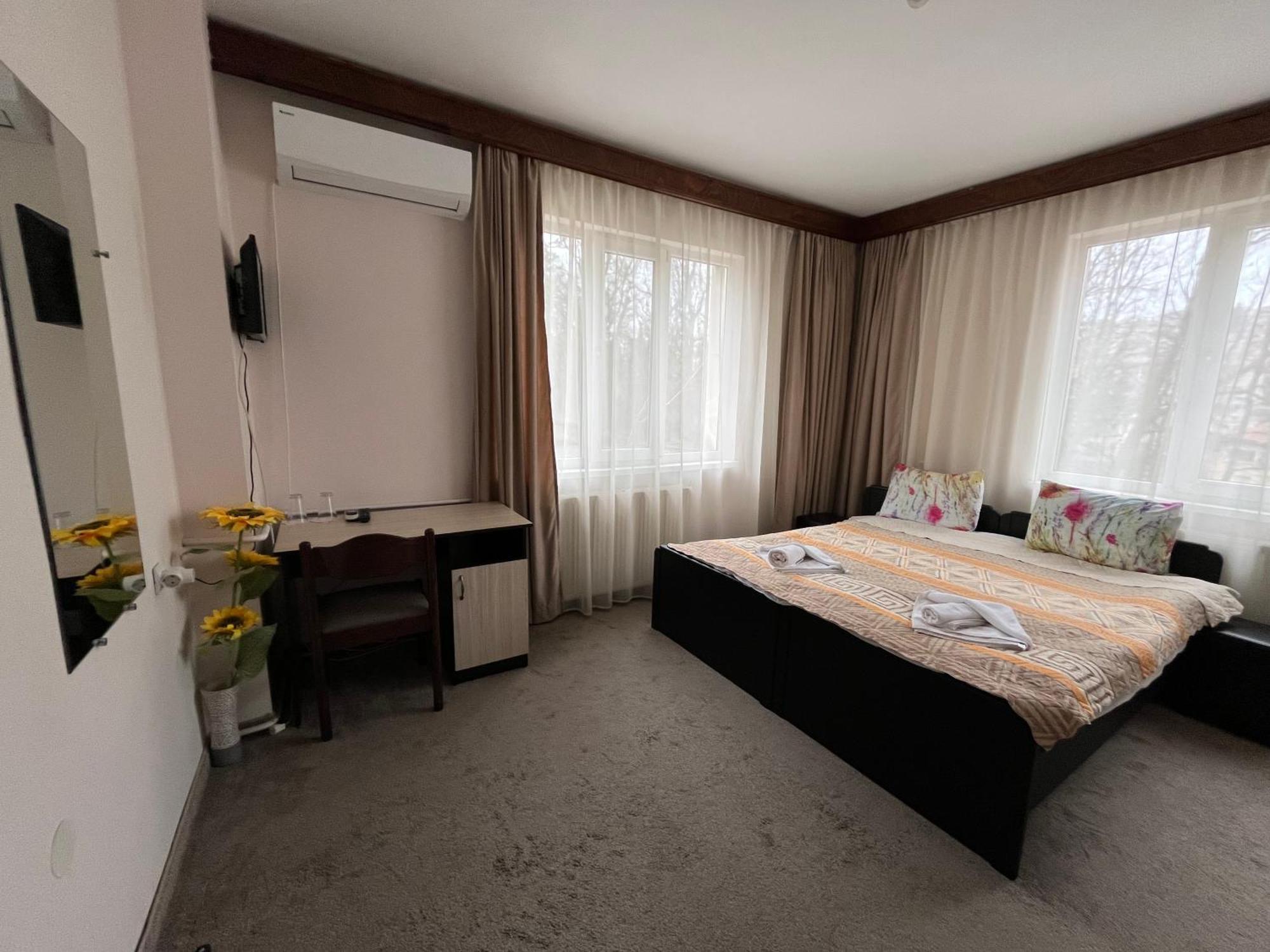 Park Hotel Ivailo 벨리코 터르노보 외부 사진