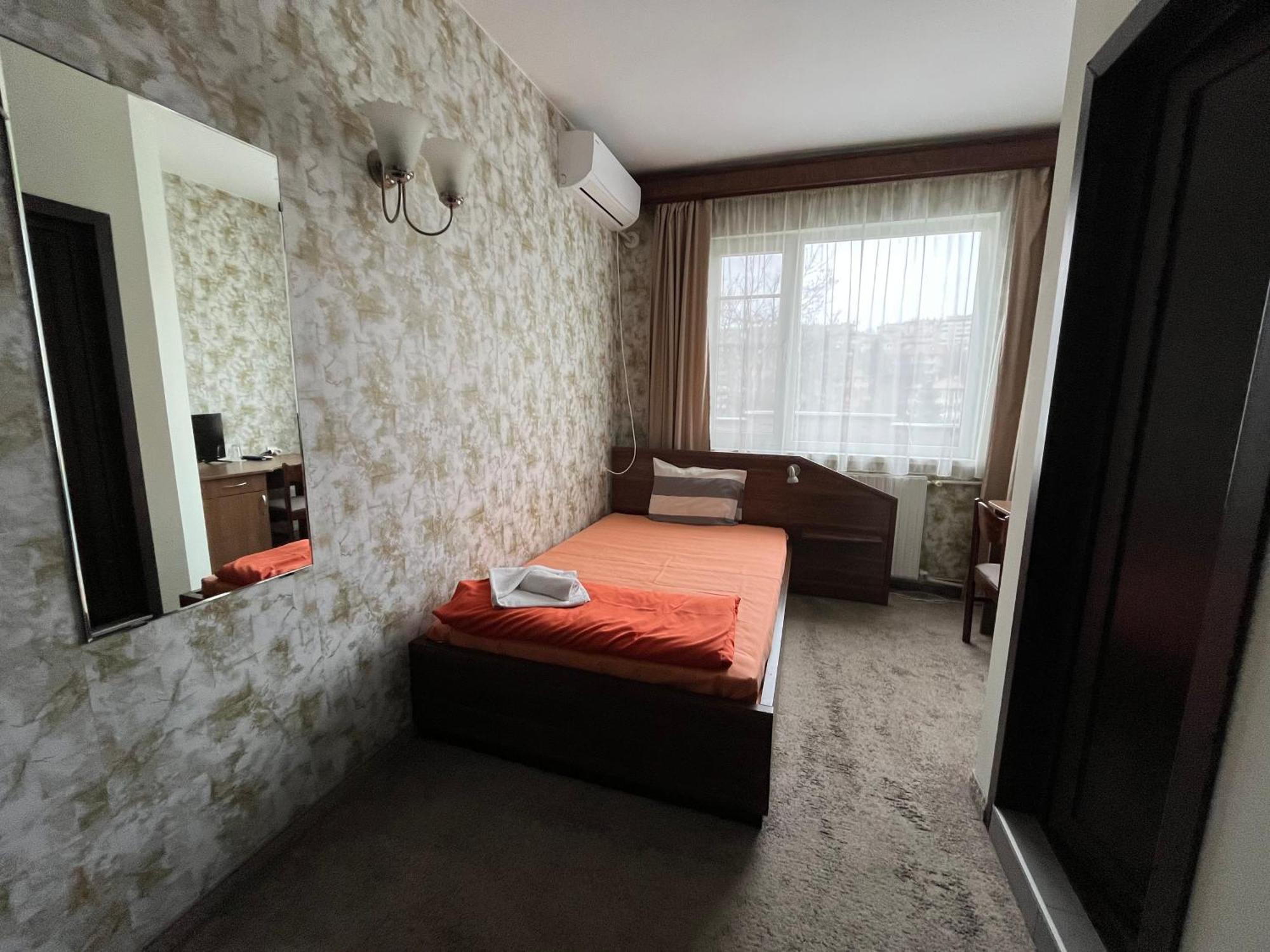 Park Hotel Ivailo 벨리코 터르노보 객실 사진